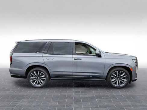 Used 2021 Cadillac Escalade Sport Platinum w/ Heavy-Duty Trailer Package AWD/4WD image 4