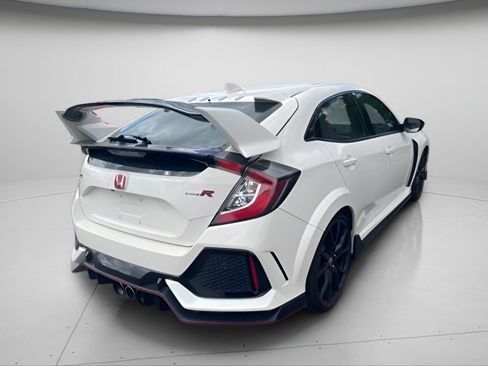 Used 2019 Honda Civic Type R image 11