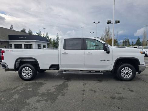 Certified 2025 Chevrolet Silverado 2500 LT w/ Safety Package AWD/4WD image 6