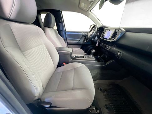 Used 2023 Toyota Tacoma SR image 29