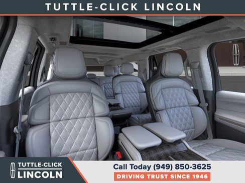 New 2025 Lincoln Navigator L Black Label w/ Black Label Special Edition image 10