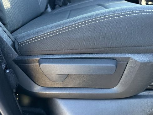 Used 2024 RAM 2500 Big Horn w/ Night Edition image 33