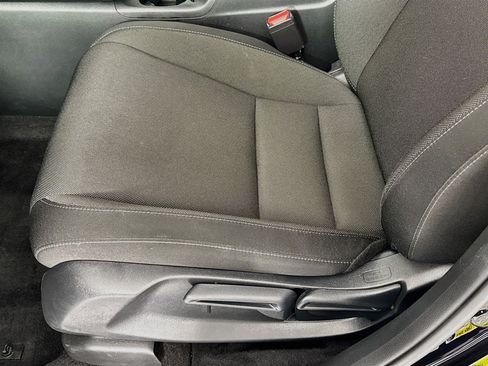 Used 2024 Honda CR-V LX image 18