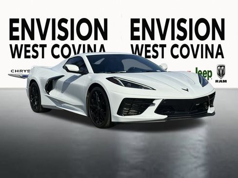 Used 2022 Chevrolet Corvette Stingray Premium Conv w/ Z51 Performance Package image 2