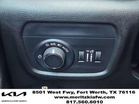 Used 2025 Jeep Grand Cherokee Altitude AWD/4WD image 21