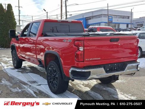 Certified 2025 Chevrolet Silverado 2500 LT w/ Leather Package image 5
