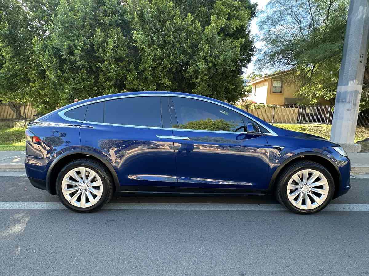 Used 2018 Tesla Model X 100D AWD/4WD image 9