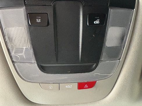 Used 2023 Kia Sportage EX image 10