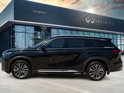 Certified 2026 INFINITI QX60 Luxe w/ Family Package FWD image 7