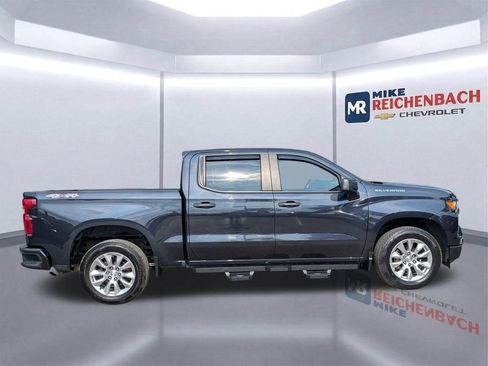 Used 2023 Chevrolet Silverado 1500 Custom AWD/4WD image 3