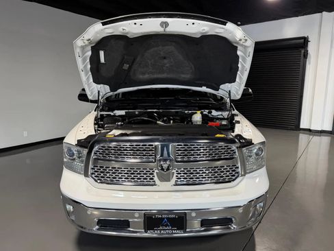 Used 2015 RAM 1500 Laramie w/ Convenience Group AWD/4WD image 7