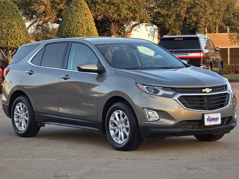 Used 2018 Chevrolet Equinox LT image 3