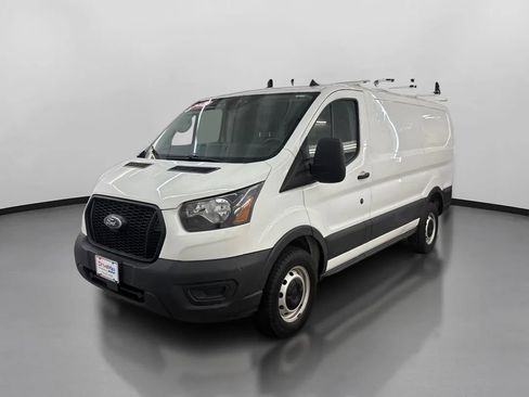 Used 2023 Ford Transit 250 Low Roof RWD image 4