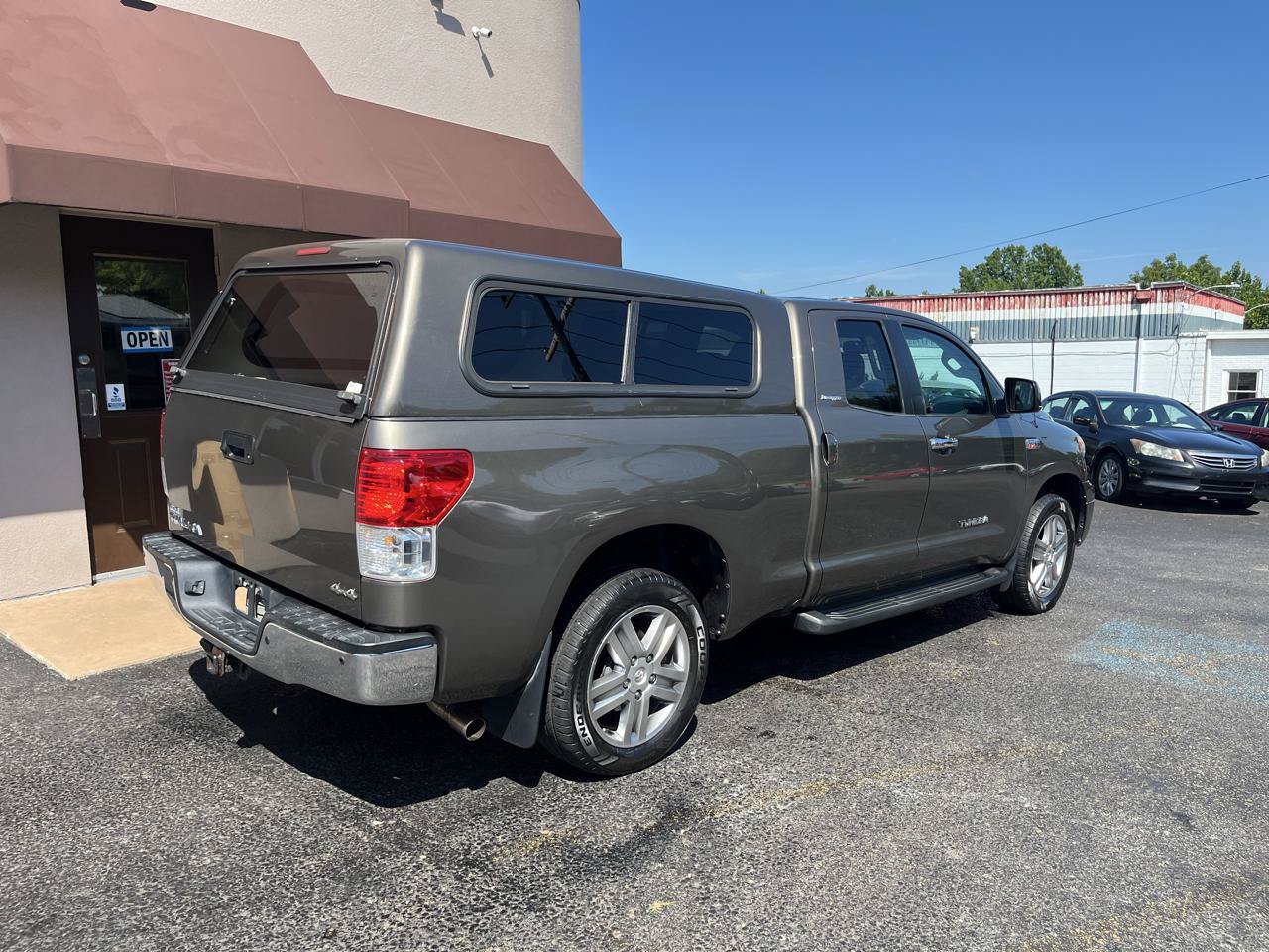 Used 2012 Toyota Tundra Limited AWD/4WD image 5