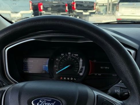 Certified 2020 Ford Fusion SE image 11