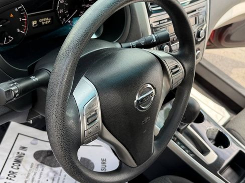 Used 2014 Nissan Altima 2.5 S FWD image 9