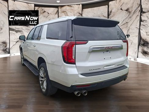 Used 2023 GMC Yukon XL Denali image 4