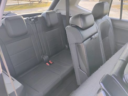 Used 2019 Volkswagen Tiguan SEL FWD image 23