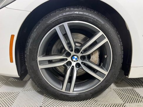 Used 2022 BMW 530i xDrive w/ Premium Package image 24