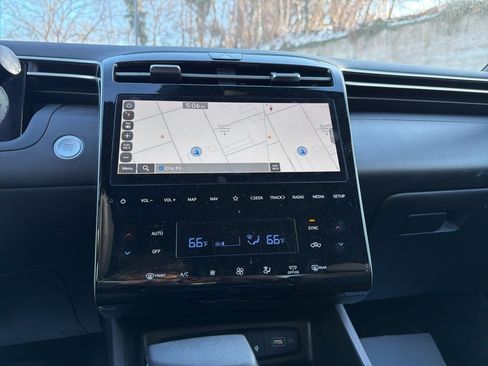 Certified 2024 Hyundai Santa Cruz Night image 25