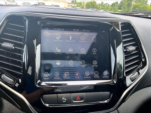 Used 2020 Jeep Cherokee Limited AWD/4WD image 19