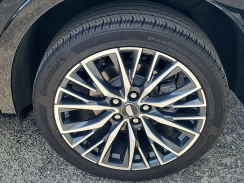 Used 2024 Cadillac XT4 Sport FWD image 8