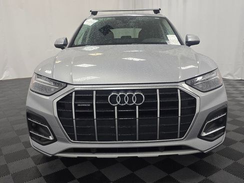 Used 2023 Audi Q5 2.0T Premium w/ Convenience Package image 9