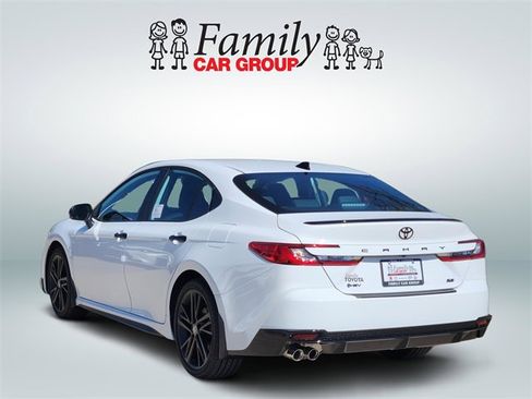 New 2026 Toyota Camry Hybrid image 3