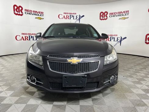 Used 2014 Chevrolet Cruze LT w/ RS Package image 2