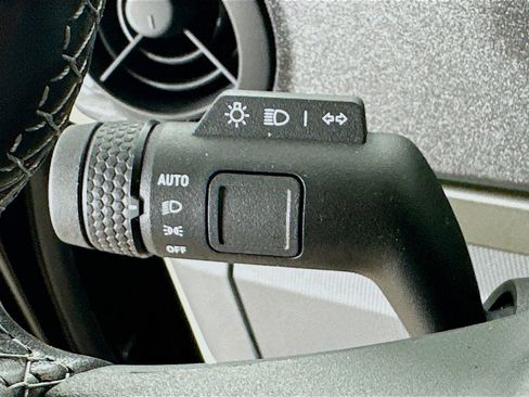 Used 2025 INEOS Grenadier AWD/4WD image 15