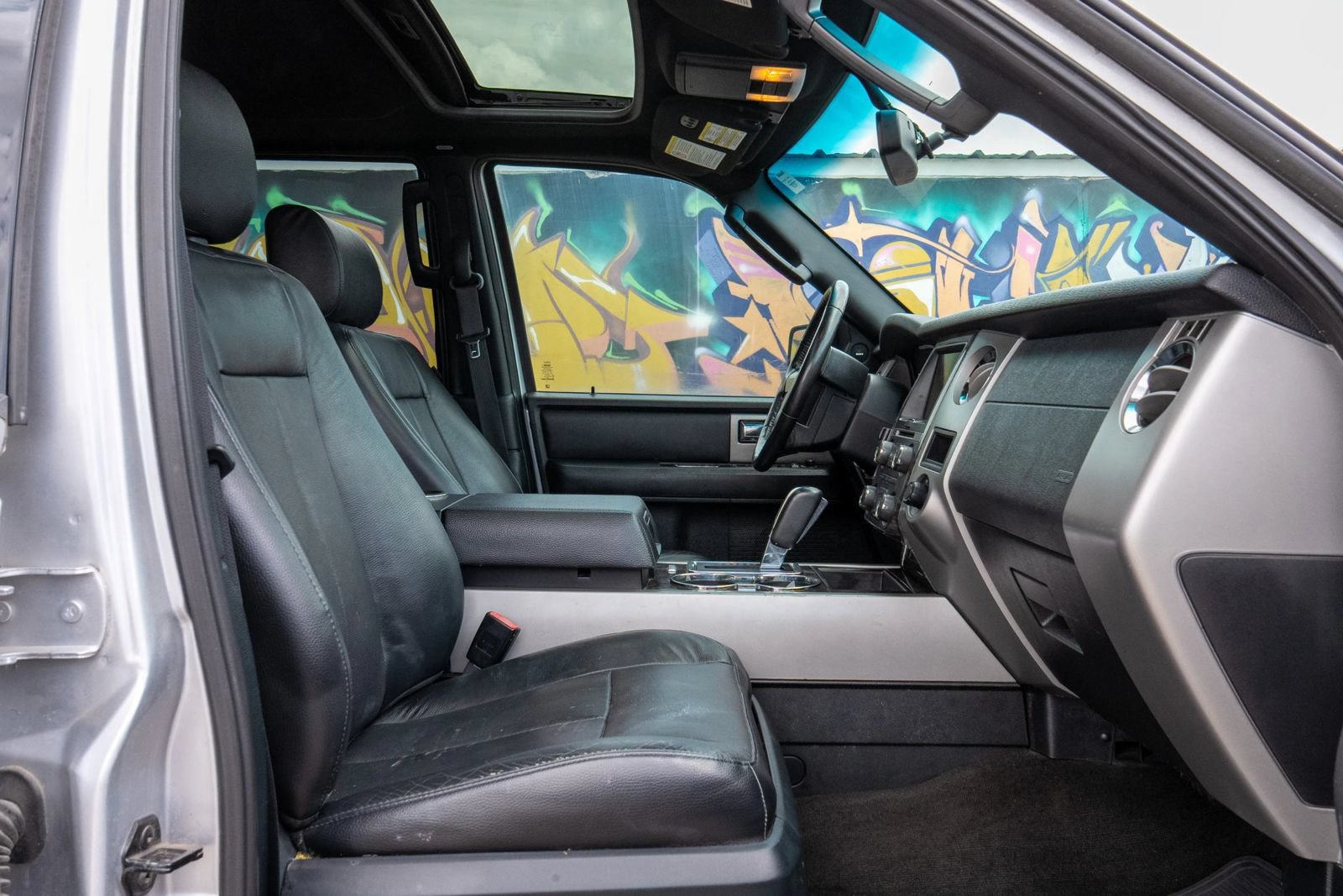 Used 2015 Ford Expedition EL Limited w/ Equipment Group 301A RWD image 28
