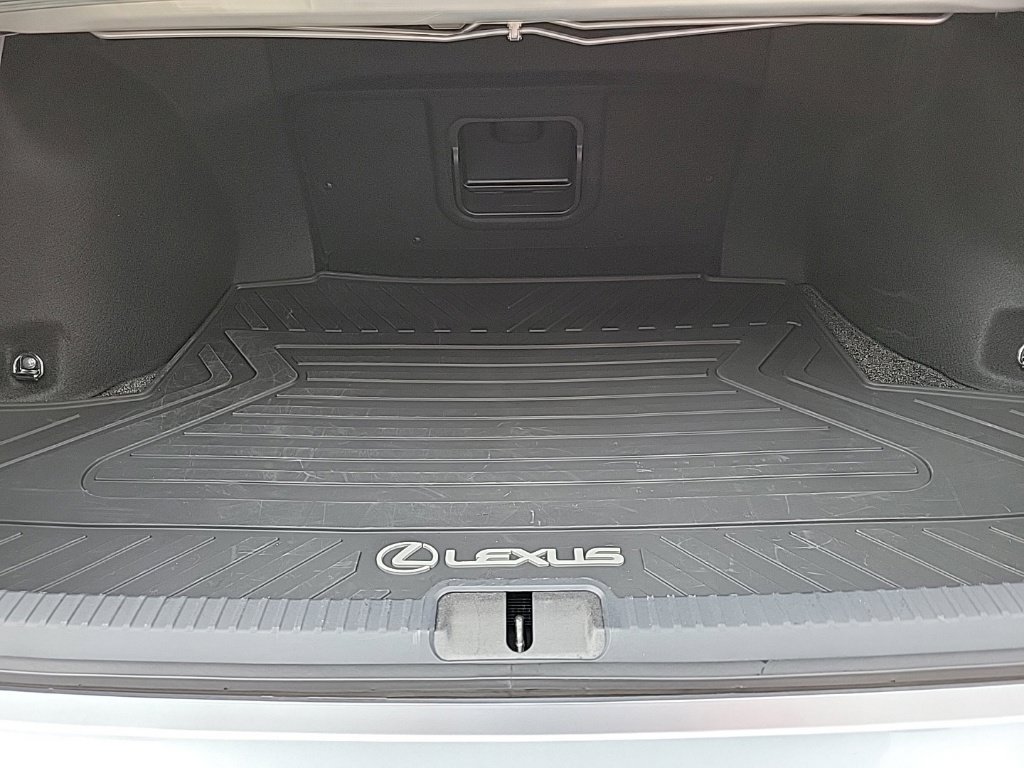 Used 2025 Lexus ES 350 w/ Premium Package FWD image 16