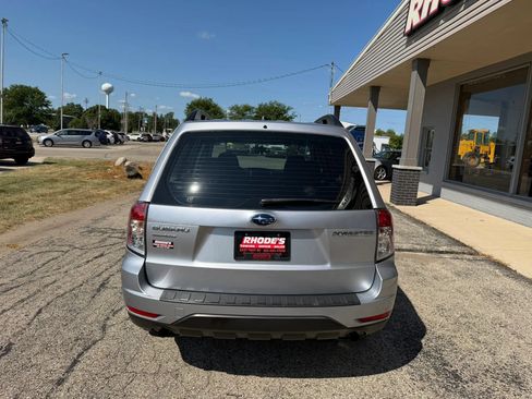 Used 2012 Subaru Forester 2.5X w/ Alloy Wheel Pkg AWD/4WD image 4