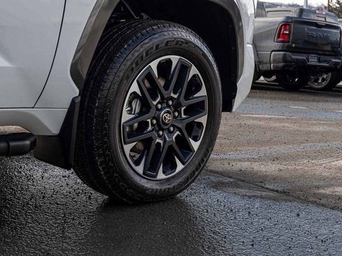 Used 2026 Toyota Tundra Limited w/ Power Package image 9