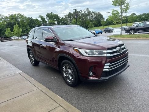 Used 2019 Toyota Highlander Limited Platinum AWD/4WD image 6