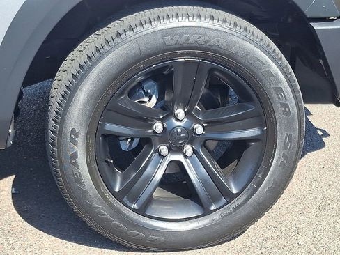 Used 2021 RAM 1500 Classic Warlock w/ Electronics Group image 8