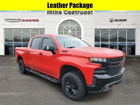 Used 2020 Chevrolet Silverado 1500 LT Trail Boss image 3