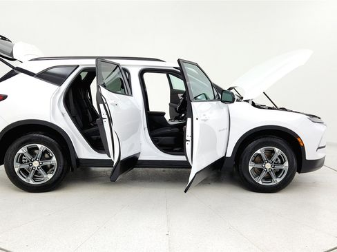 Used 2024 Chevrolet Blazer LT w/ Convenience Package image 33