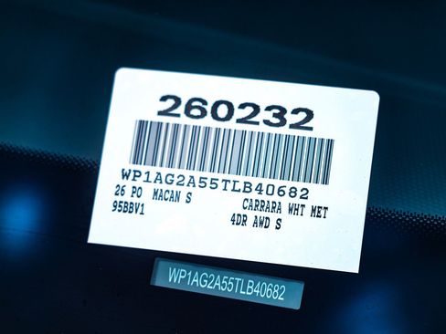 New 2026 Porsche Macan S image 33