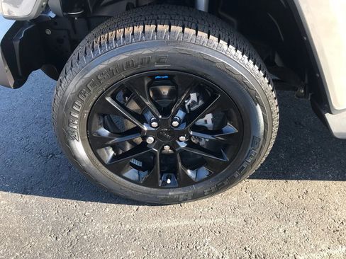 Used 2023 Jeep Wrangler Unlimited Sahara image 41