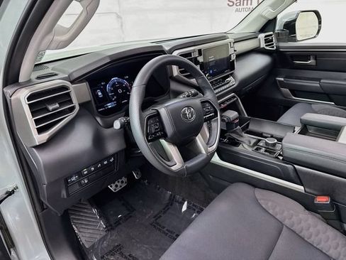 Used 2024 Toyota Sequoia SR5 w/ TRD Off-Road Package AWD/4WD image 9