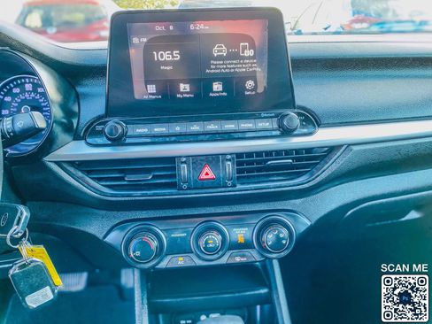 Used 2020 Kia Forte LXS image 22