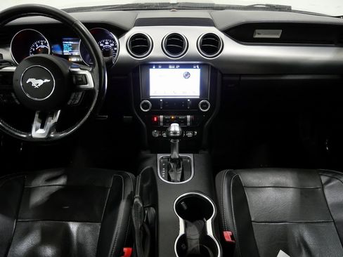 Used 2019 Ford Mustang Premium image 12