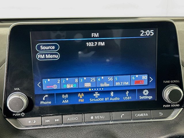 Used 2024 Nissan Sentra SV FWD image 14