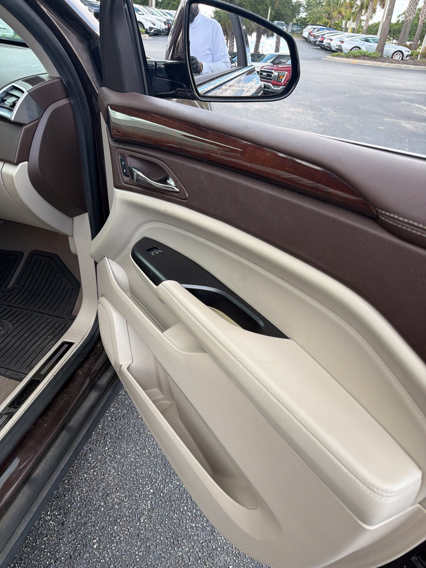 Used 2015 Cadillac SRX Performance w/ Driver Awareness Package FWD image 19
