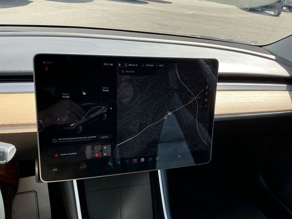 Used 2018 Tesla Model 3 Long Range AWD/4WD image 23