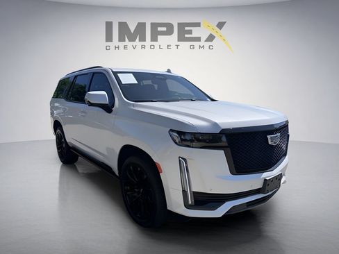 Used 2023 Cadillac Escalade Sport w/ LPO, ONYX Package AWD/4WD image 7