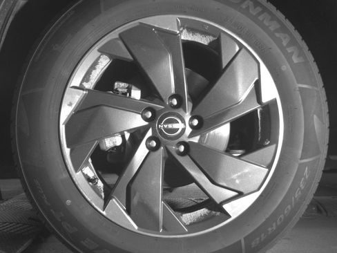 Used 2025 Nissan Rogue SV AWD/4WD image 12