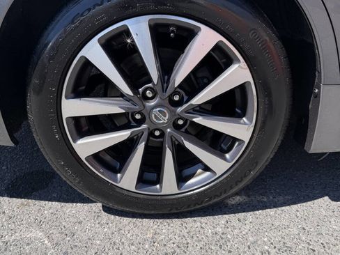 Used 2017 Nissan Altima 2.5 SV image 17