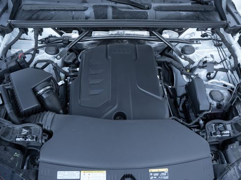 New 2025 Audi Q5 Premium Plus image 30